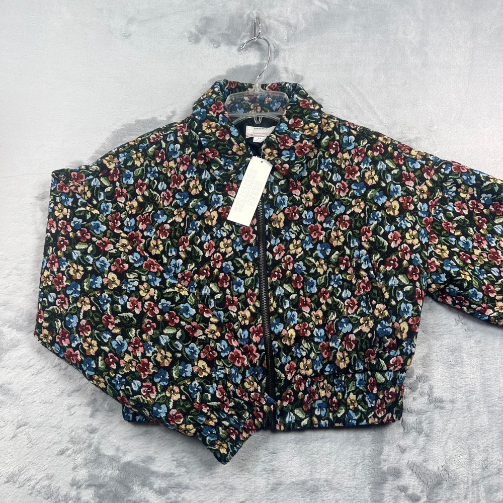 Kimchi Blue Jacket Women M Black Floral Tapestry Cropped Zip Up Urban Outfitters